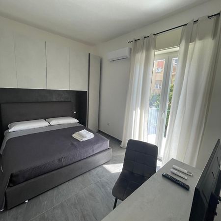Leos Rooms Кальтаниссетта Экстерьер фото