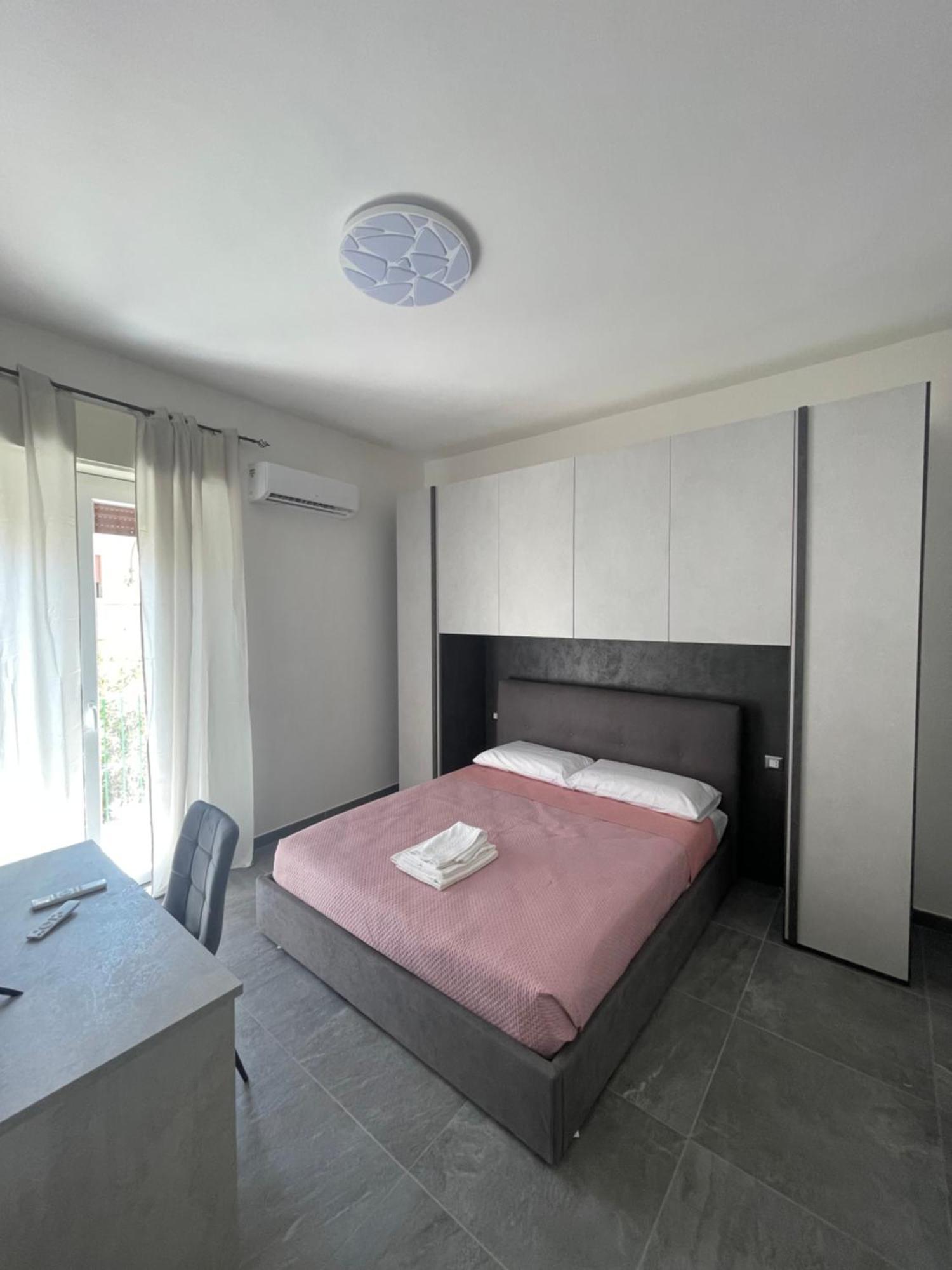 Leos Rooms Кальтаниссетта Экстерьер фото