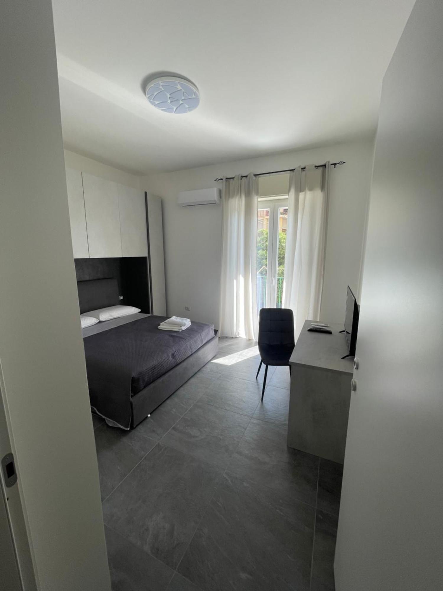 Leos Rooms Кальтаниссетта Экстерьер фото