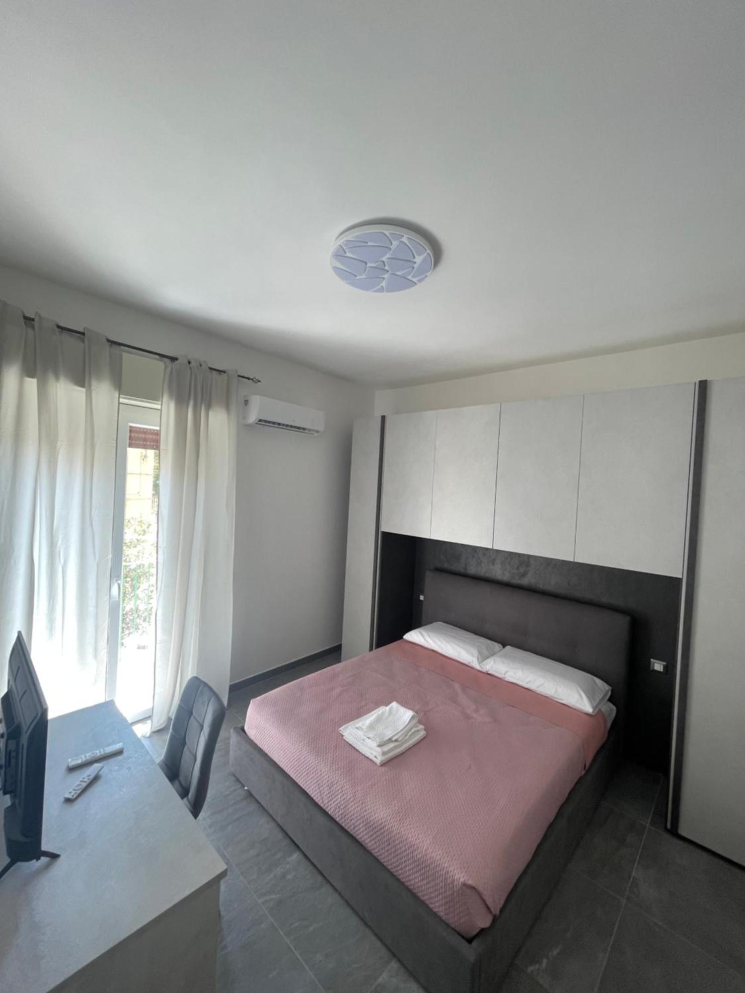 Leos Rooms Кальтаниссетта Экстерьер фото